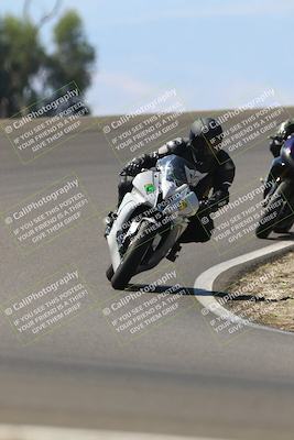 media/Sep-21-2025-TrackDaz (Sun) [[277c75b276]]/C Group/1240pm (Turn 2)/